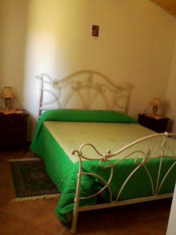 Farm Stay Gli Oleandri Loiri Porto San Paolo Phòng bức ảnh
