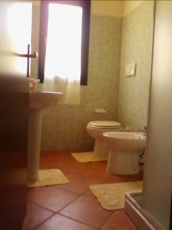 Farm Stay Gli Oleandri Loiri Porto San Paolo Ngoại thất bức ảnh