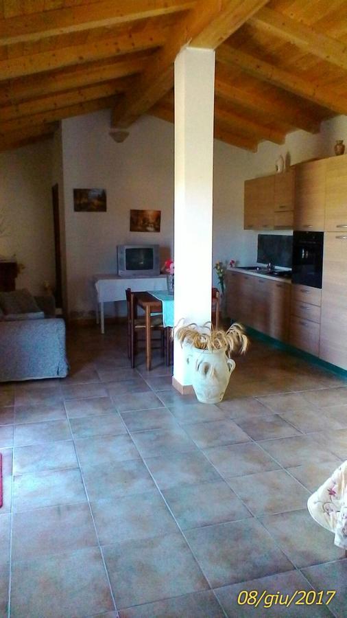 Farm Stay Gli Oleandri Loiri Porto San Paolo Ngoại thất bức ảnh